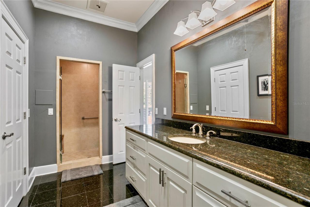 16601 Avila Boulevard, Tampa, FL 33613 Photo