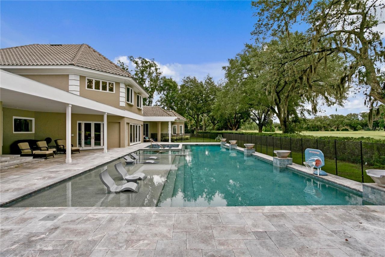 16601 Avila Boulevard, Tampa, FL 33613 Photo