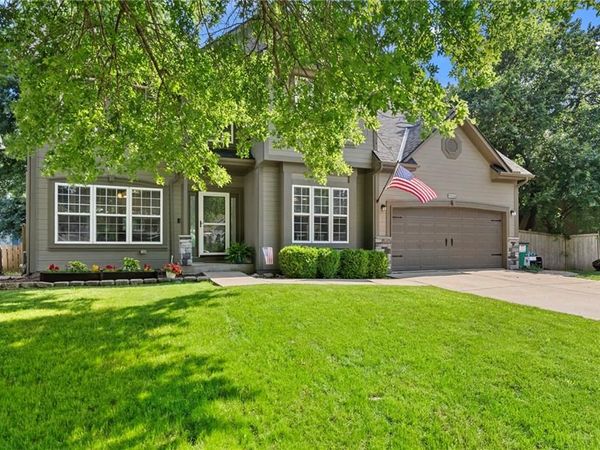 22217 W 51st Street, Shawnee, KS 66226