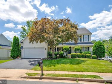 10491 MANNS HARBOR COURT, GAINESVILLE, VA 20155