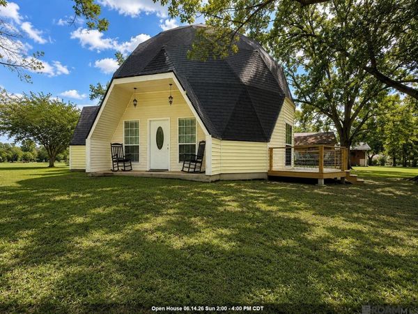 39315 David Dr, Prairieville, LA 70769
