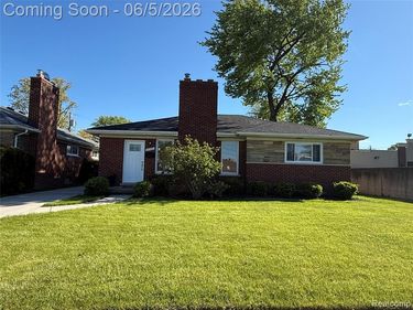 22306 Rosedale Street, St. Clair Shores, MI 48080