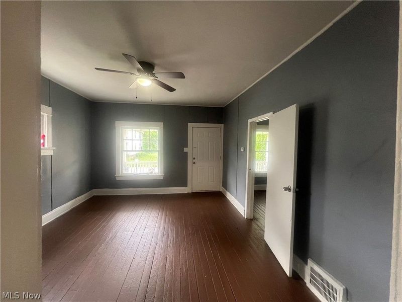 10304 Shale Avenue, Unit 1, Cleveland, OH 44104 Photo 7