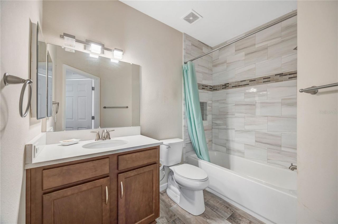 1231 Godavari Way E, Unit 202, Wesley Chapel, FL 33543 Photo