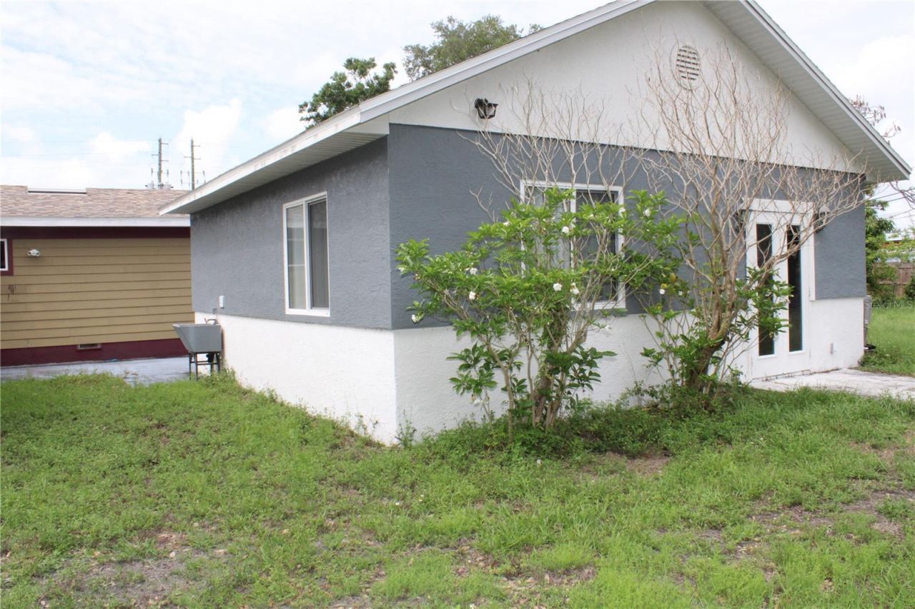 7987 63rd Street N, Pinellas Park, FL 33781 Photo