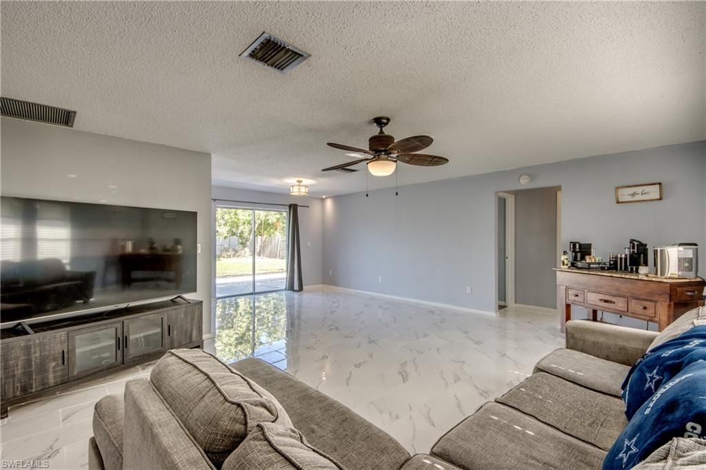 3518 SE 8th Pl, Cape Coral, FL 33904 Photo
