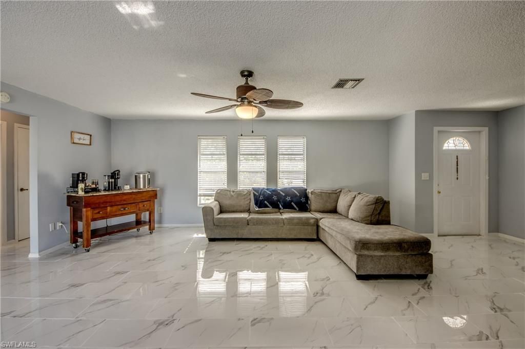 3518 SE 8th Pl , Cape Coral, FL 33904 Photo
