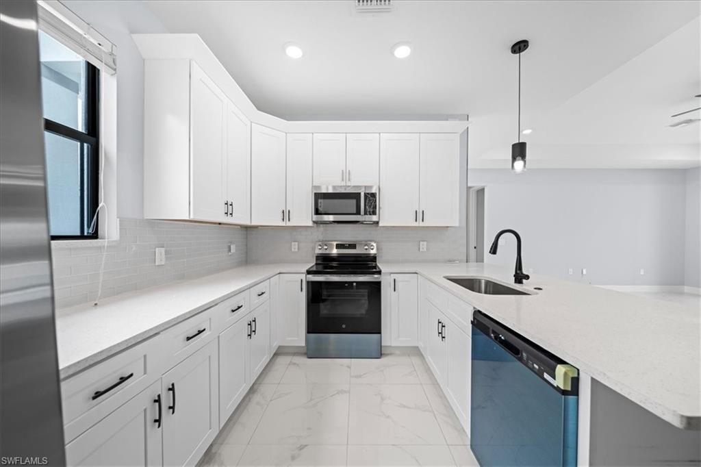 224 Chiquita Blvd N, Cape Coral, FL 33993 Photo