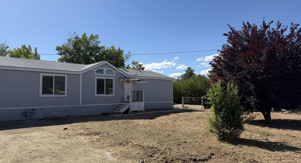 3120 Debbie Way, Carson City, NV 89706 Photo