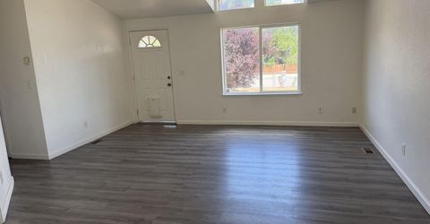 3120 Debbie Way, Carson City, NV 89706 Photo