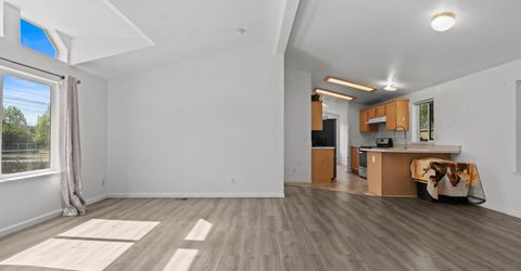 3120 Debbie Way, Carson City, NV 89706 Photo