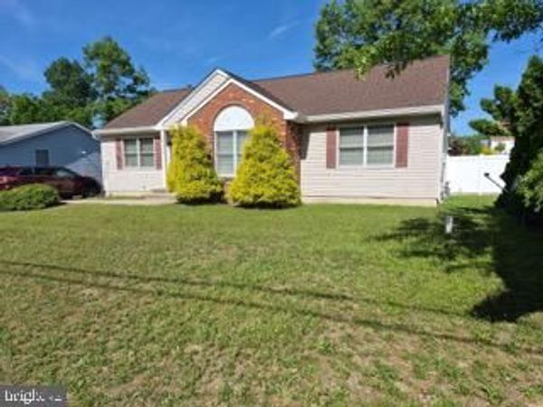 152 NAUTILUS DRIVE , MANAHAWKIN, NJ 08050