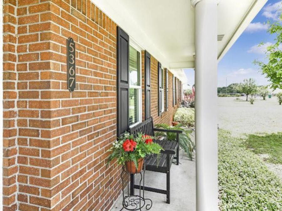 Property Image 4