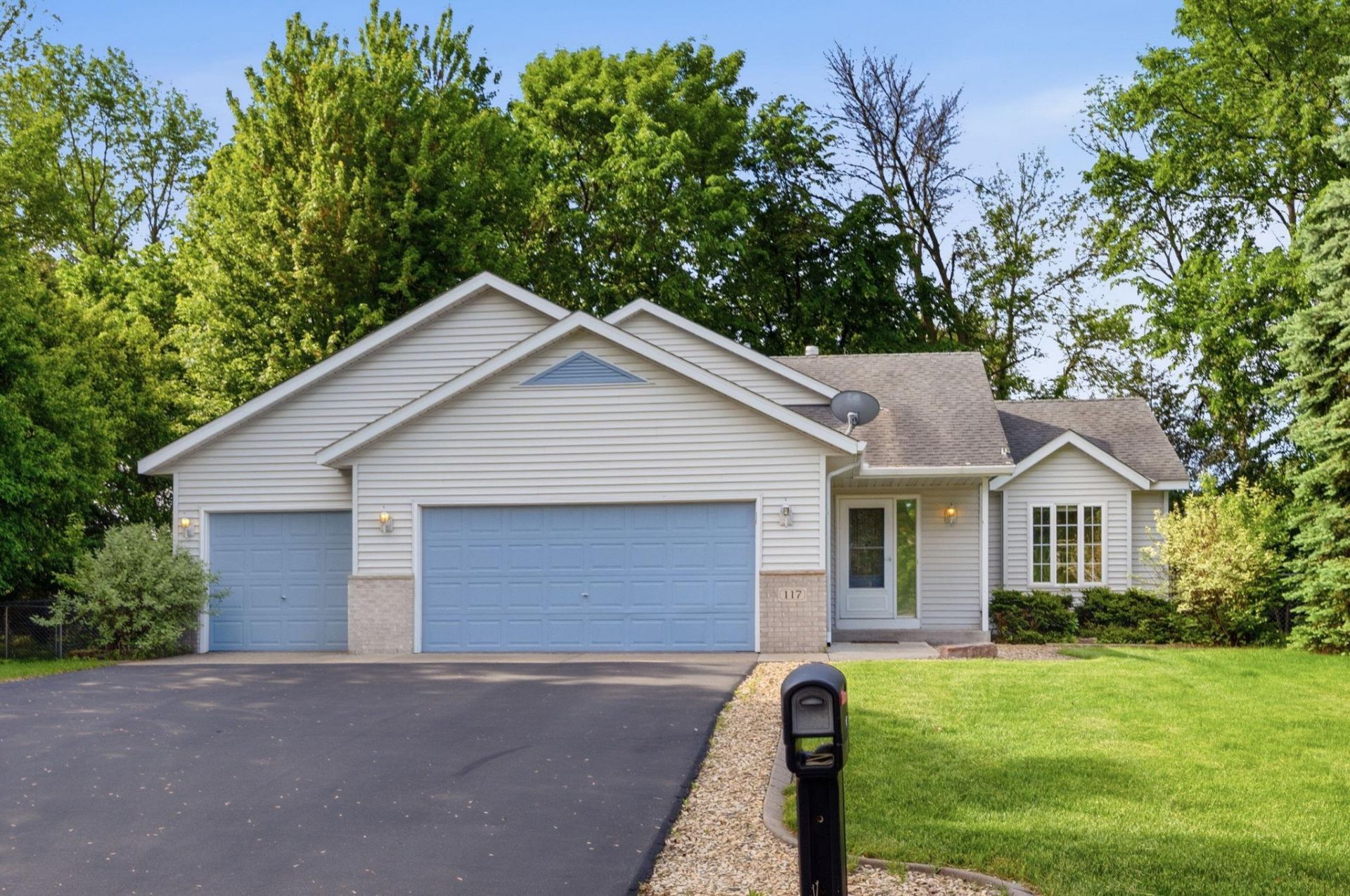117 Carissa Lane SW, Saint Michael, MN 55376
