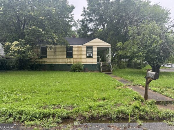 1330 N Clarke St, Milledgeville, GA 31061