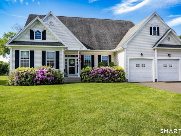 72 Annello, Middletown, CT 06457