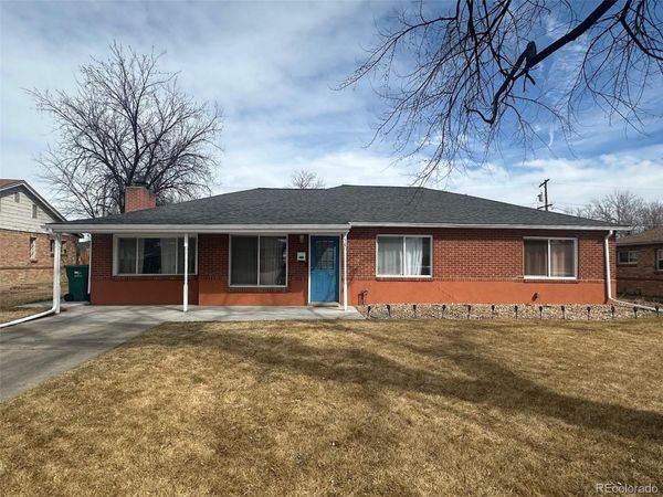 756 Revere Street , Aurora, CO 80011