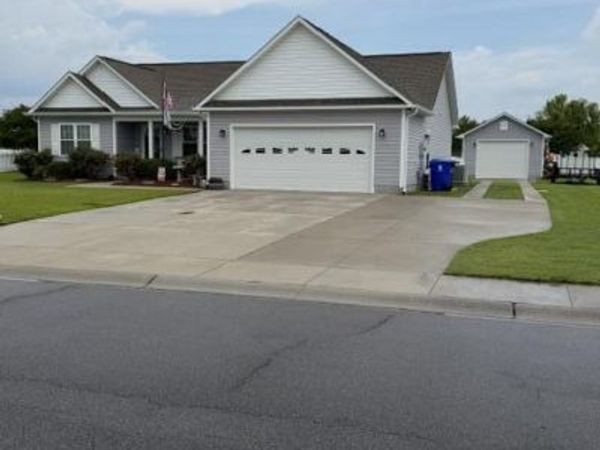 504 Professional Park Drive, Beaufort, NC 28516