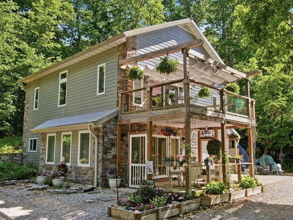 552 Mark Trail , Sparta, MO 65753