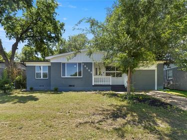 10325 Maylee Boulevard, Dallas, TX 75228