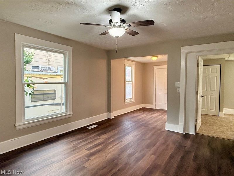 339 Columbus Street, Elyria, OH 44035 Photo 5