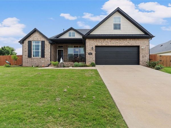 4846 W Townbridge Drive, Fayetteville, AR 72704