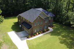 1206 Red Buckeye Court photo 4