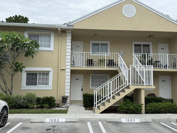 1803 Palm Beach Trace Drive, Royal Palm Beach, FL 33411