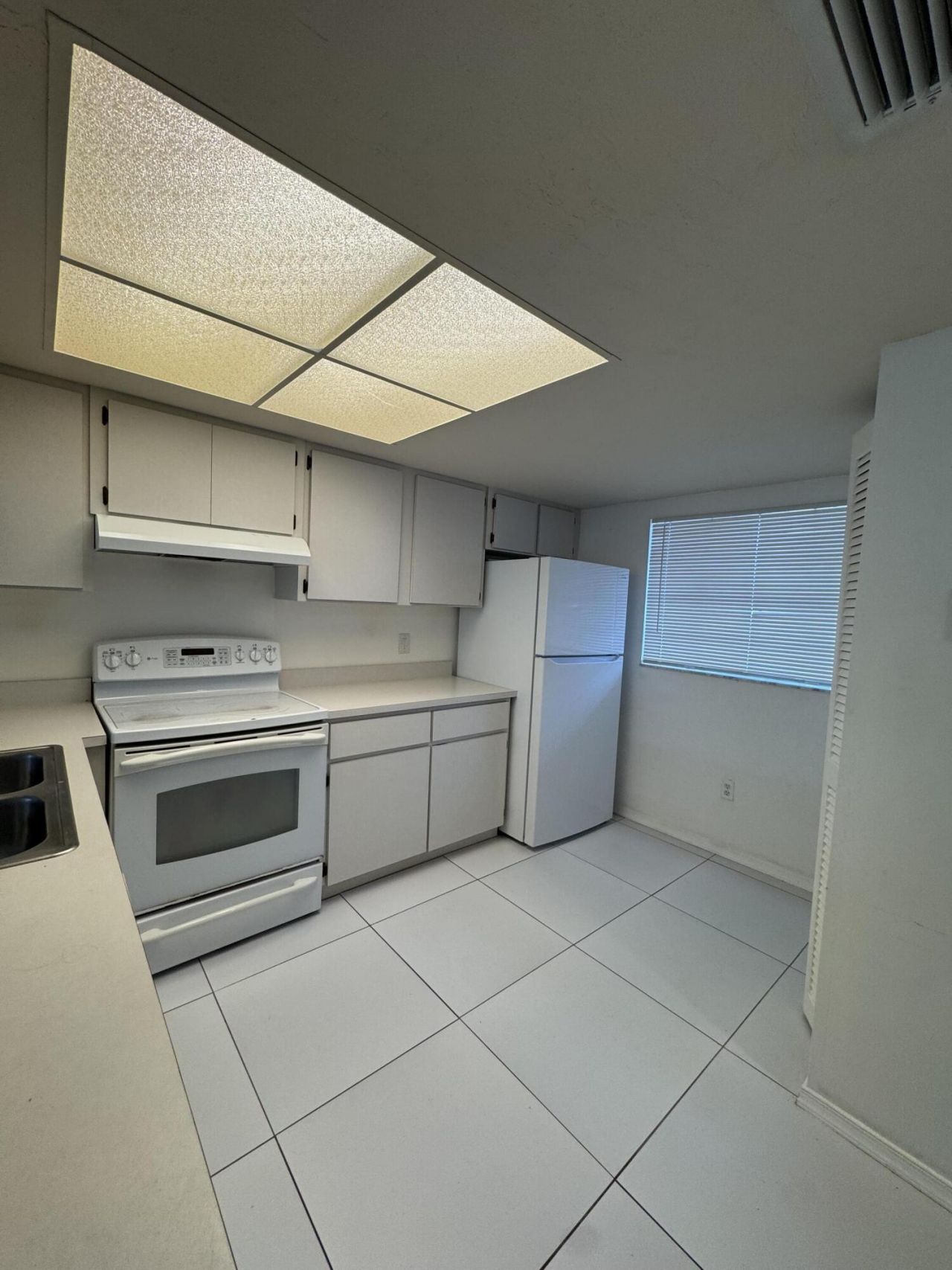 1803 Palm Beach Trace Drive, Royal Palm Beach, FL 33411 Photo