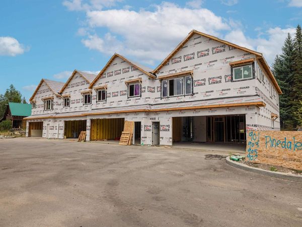 901 Pinedale St, McCall, ID 83638