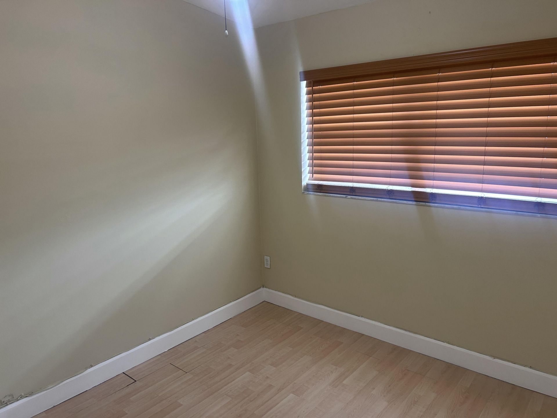 18301 Mediterranean Boulevard, Hialeah, FL 33015 Photo