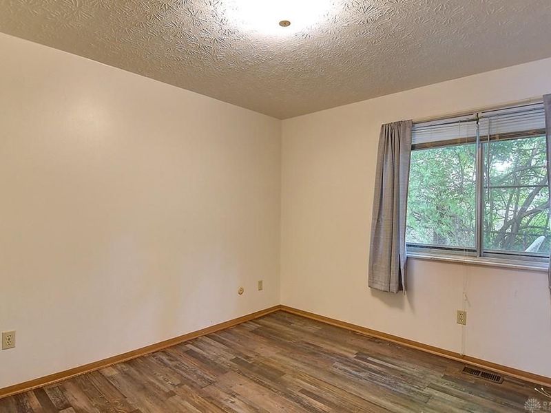 2724 Enterprise, Unit C, Dayton, OH 45420 Photo 13