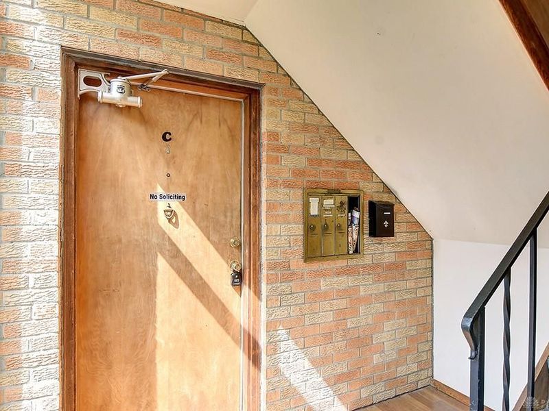 2724 Enterprise, Unit C, Dayton, OH 45420 Photo 3