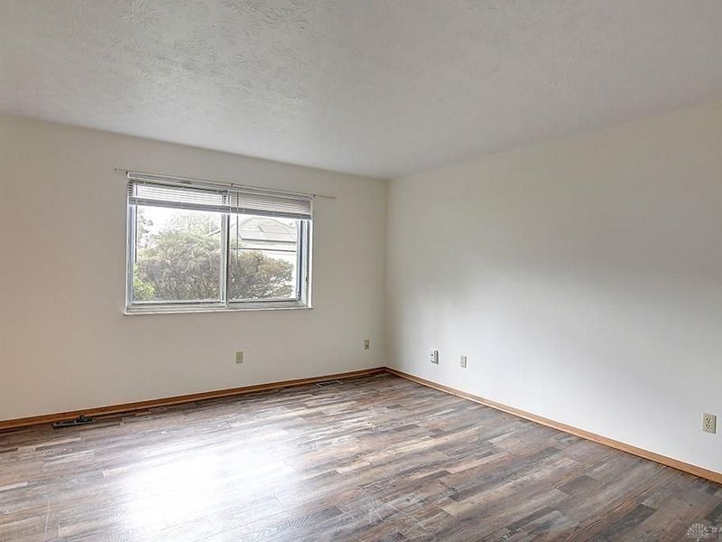 2724 Enterprise, Unit C, Dayton, OH 45420 Photo 5