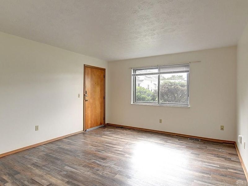2724 Enterprise, Unit C, Dayton, OH 45420 Photo 6