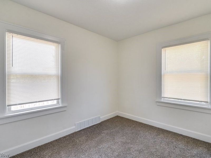 4808 Pearl Road, Cleveland, OH 44109 Photo 10