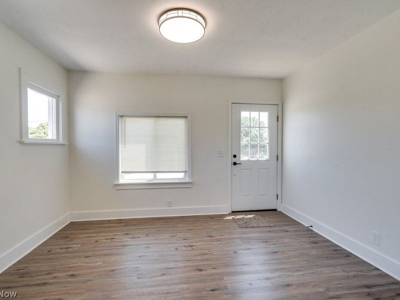 4808 Pearl Road, Cleveland, OH 44109 Photo 8