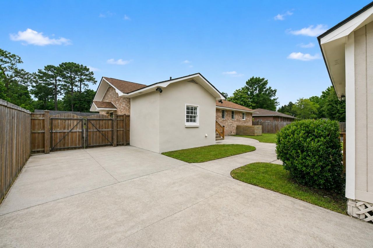 18 Ophir Drive Photo 32