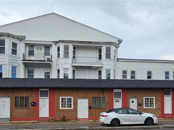 1017 Bleecker Street, Utica, NY 13501