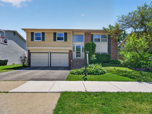 1485 Westbury Drive , Hoffman Estates, IL 60192