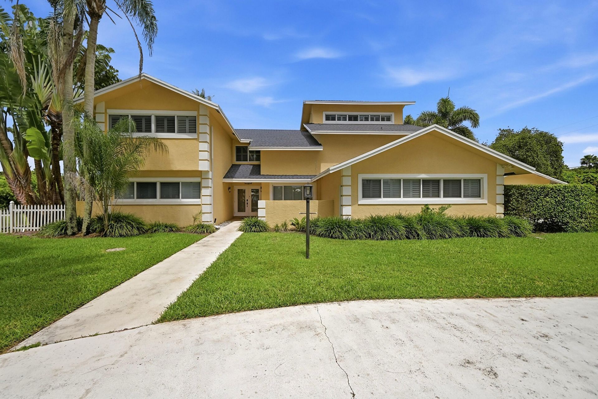 10400 W Tara Boulevard, Boynton Beach, FL 33437 Photo