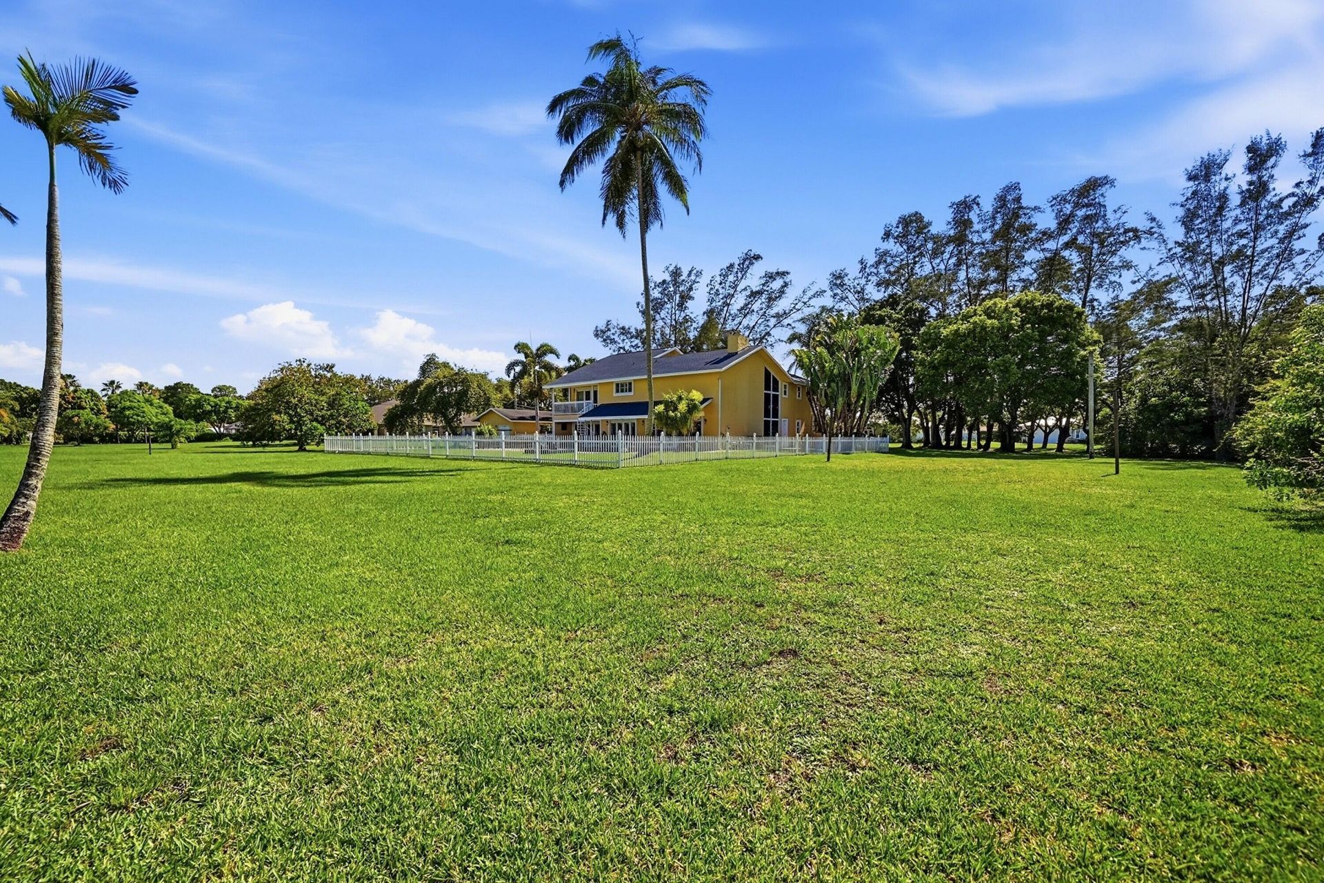 10400 W Tara Boulevard, Boynton Beach, FL 33437 Photo