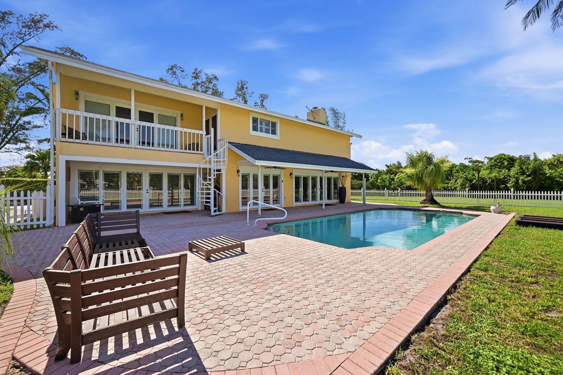 10400 W Tara Boulevard, Boynton Beach, FL 33437 Photo