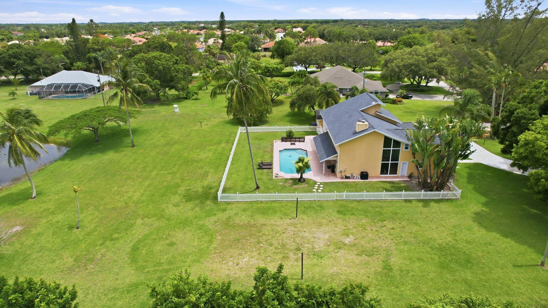 10400 W Tara Boulevard, Boynton Beach, FL 33437 Photo