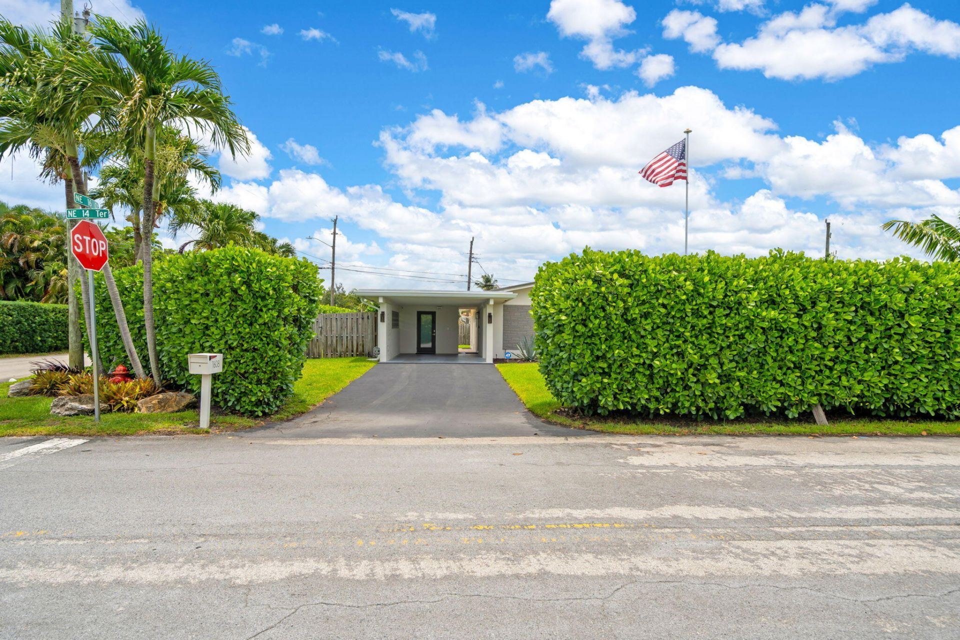 1608 NE 14th Terrace, Fort Lauderdale, FL 33305 Photo