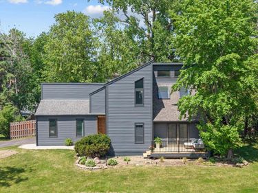 15034 Chestnut Drive, Burnsville, MN 55306