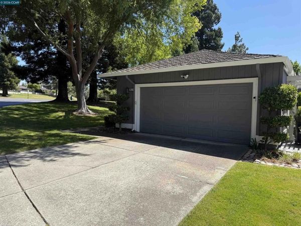 2017 W Rancho Verde Cir, Danville, CA 94526