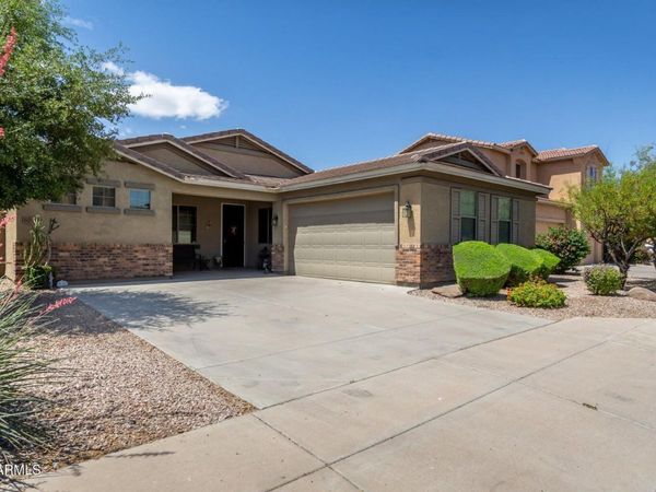 6833 W ST CHARLES Avenue, Laveen, AZ 85339