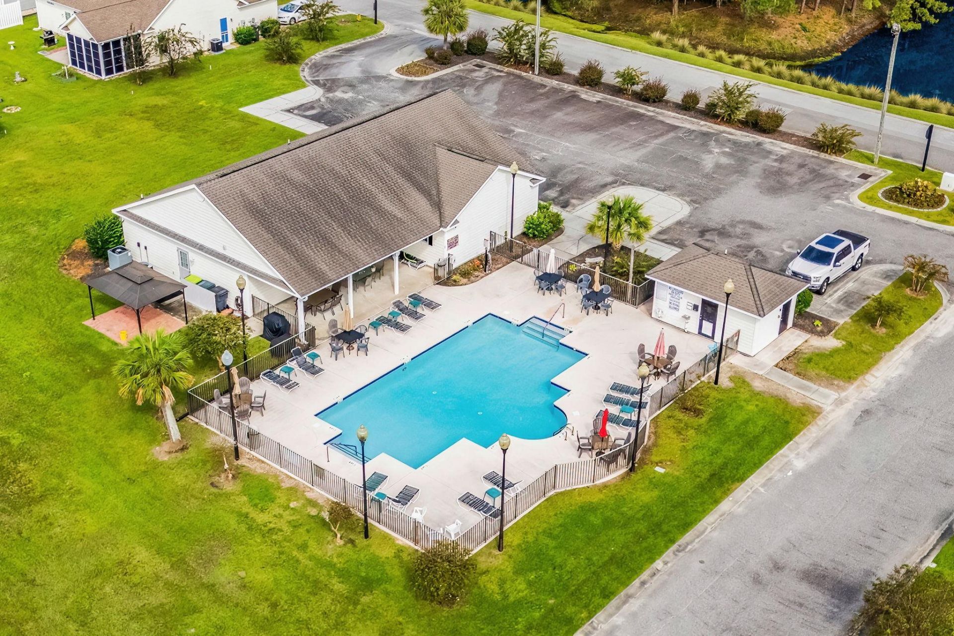 255 Iroquis Trail  Photo 35