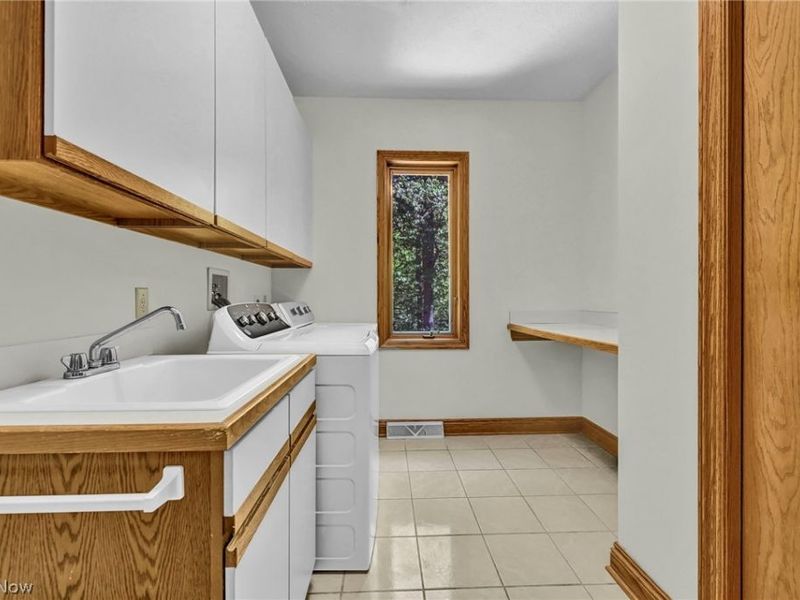 9155 Woods Way Drive, Kirtland, OH 44094 Photo 15